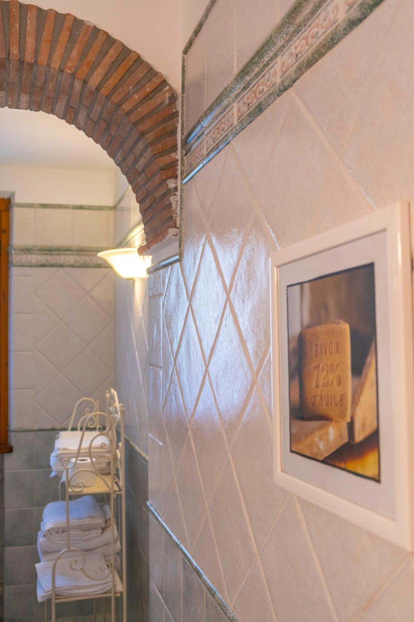 Agriturismo Irto Colle Massa e Cozzile Eksteriør bilde